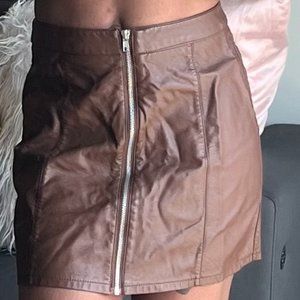 brown skirt